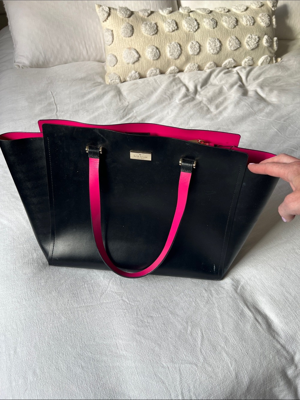Large kate spade Black Tote with Hot Pink Interior and Handles